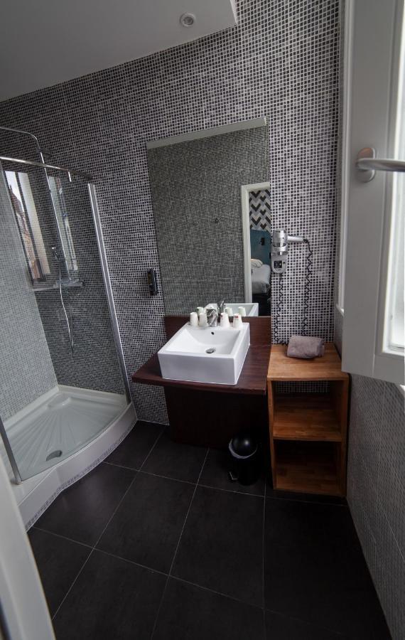 Hotel Kanai Lille Luaran gambar